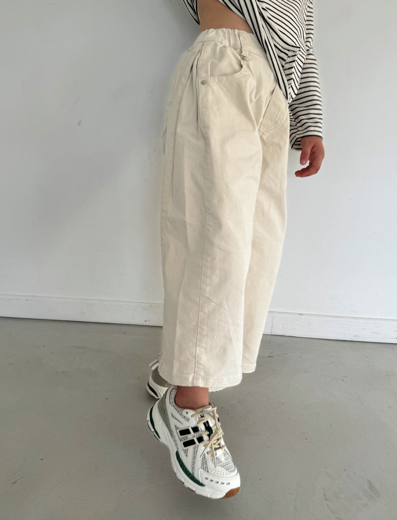 Pantalon move side tuck